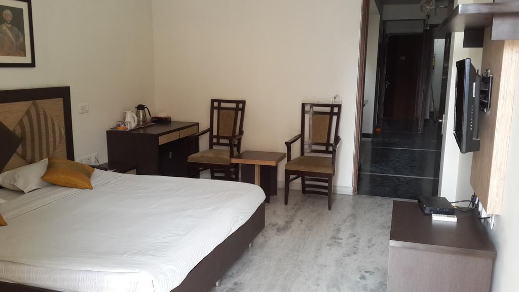 East End Retreat Bed & Breakfast Yeni Delhi Dış mekan fotoğraf