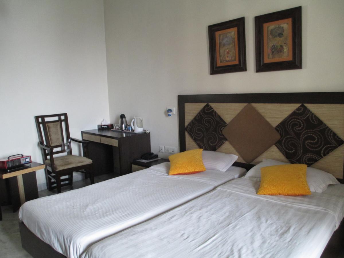 East End Retreat Bed & Breakfast Yeni Delhi Dış mekan fotoğraf